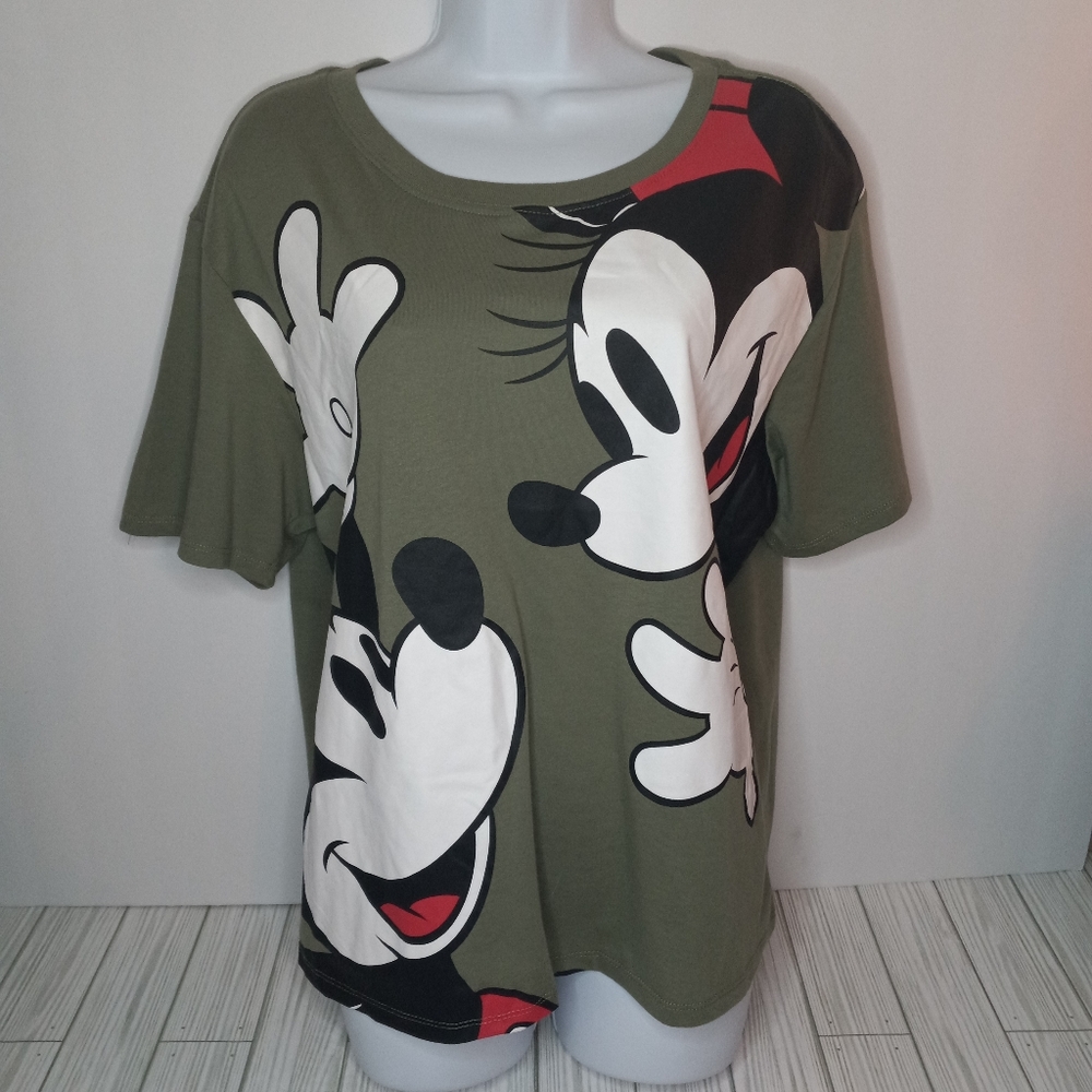 Disney Mickey & Minnie Mouse Graphic Tee